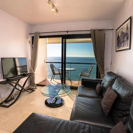 Playa Del Salon 2c Menyber Apartment